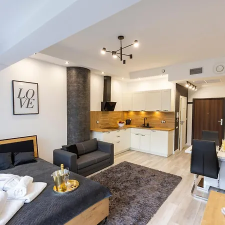 Appartamento Apartly - Hanza Tower