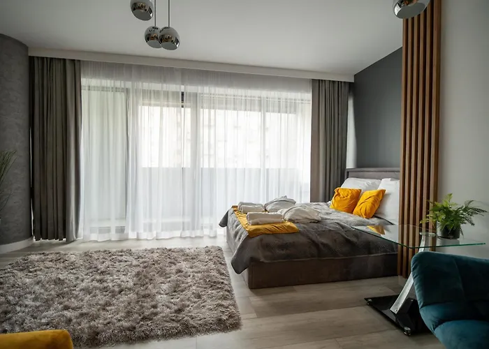 Apartly - Hanza Tower *