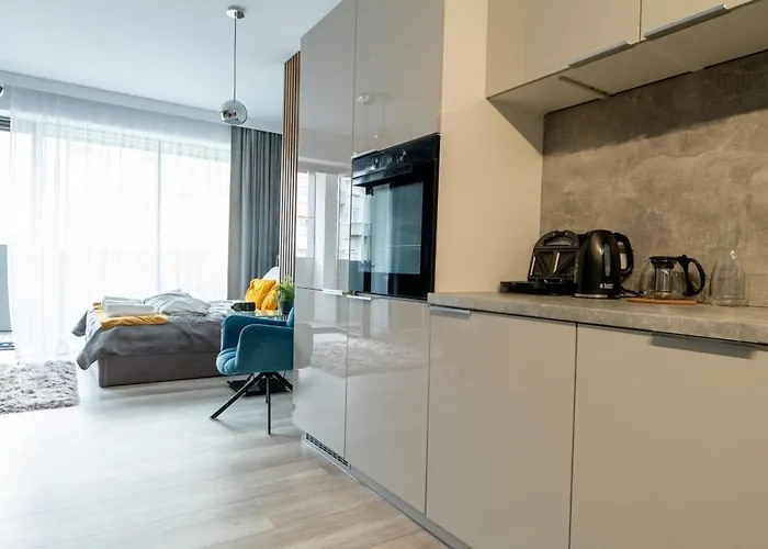 Apartly - Hanza Tower