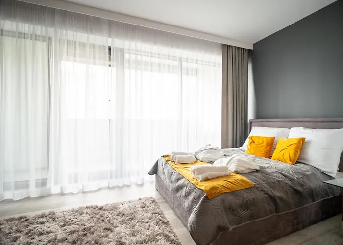 Apartly - Hanza Tower Апартаменты