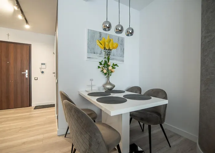 Апартаменты Apartly - Hanza Tower