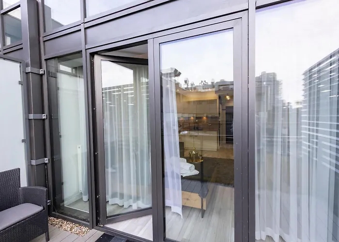 Apartly - Hanza Tower *